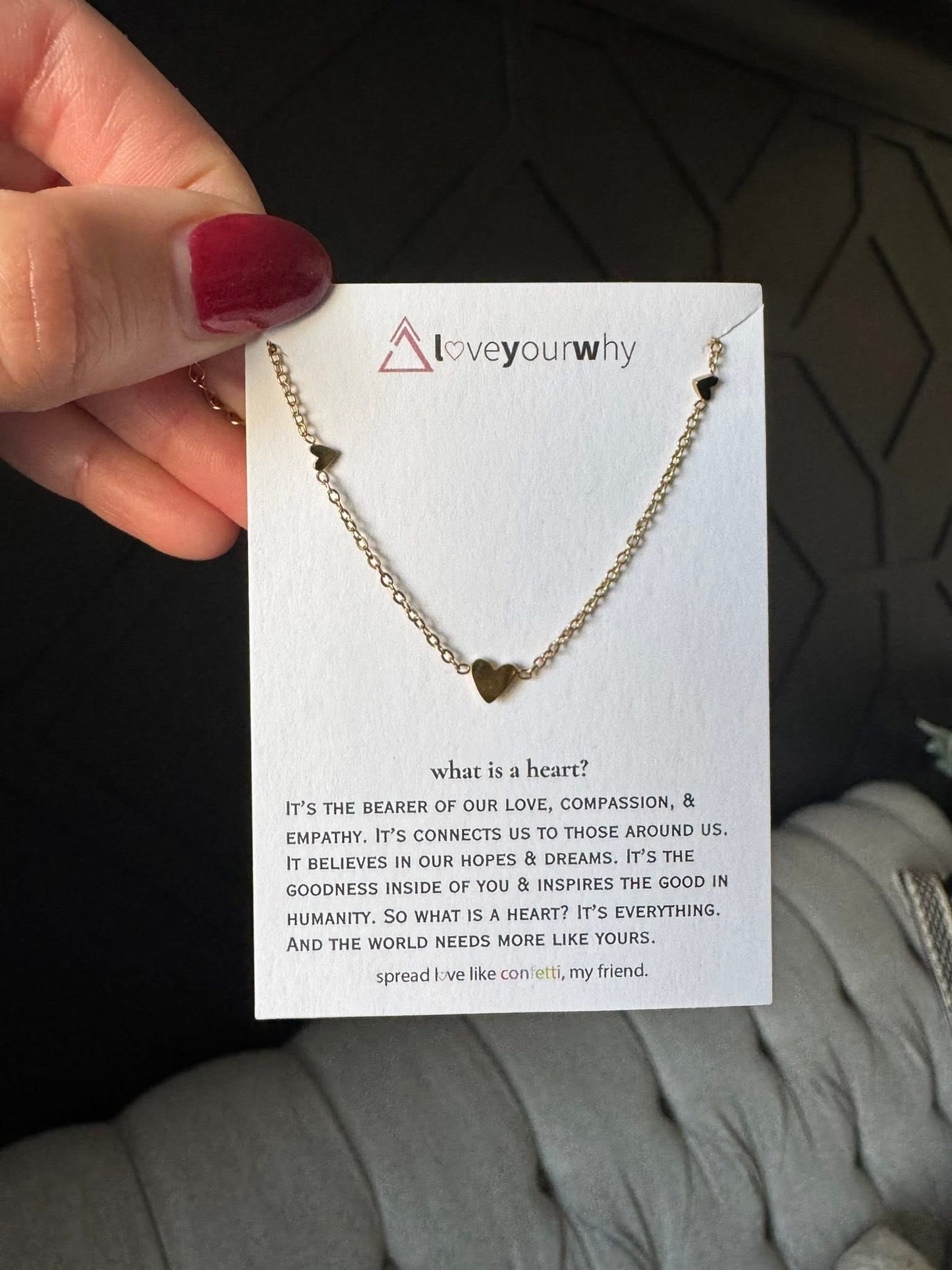 What is a Heart Necklace