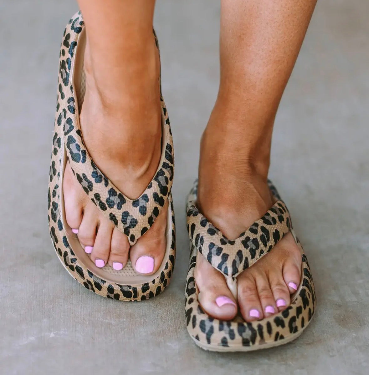 Leopard Print Thick Sole Flip Flops