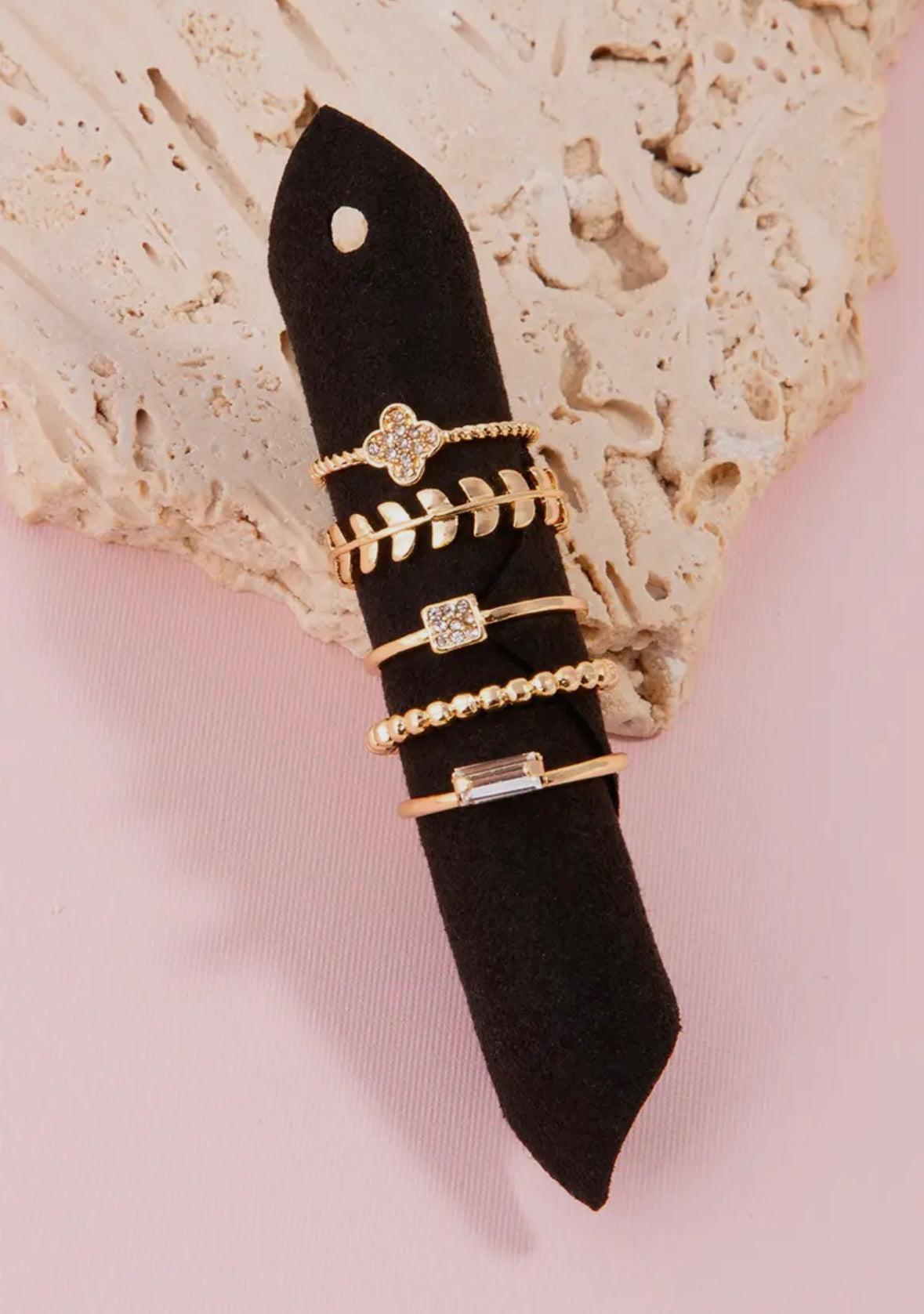 Mixed Pearl Studded Ring Set